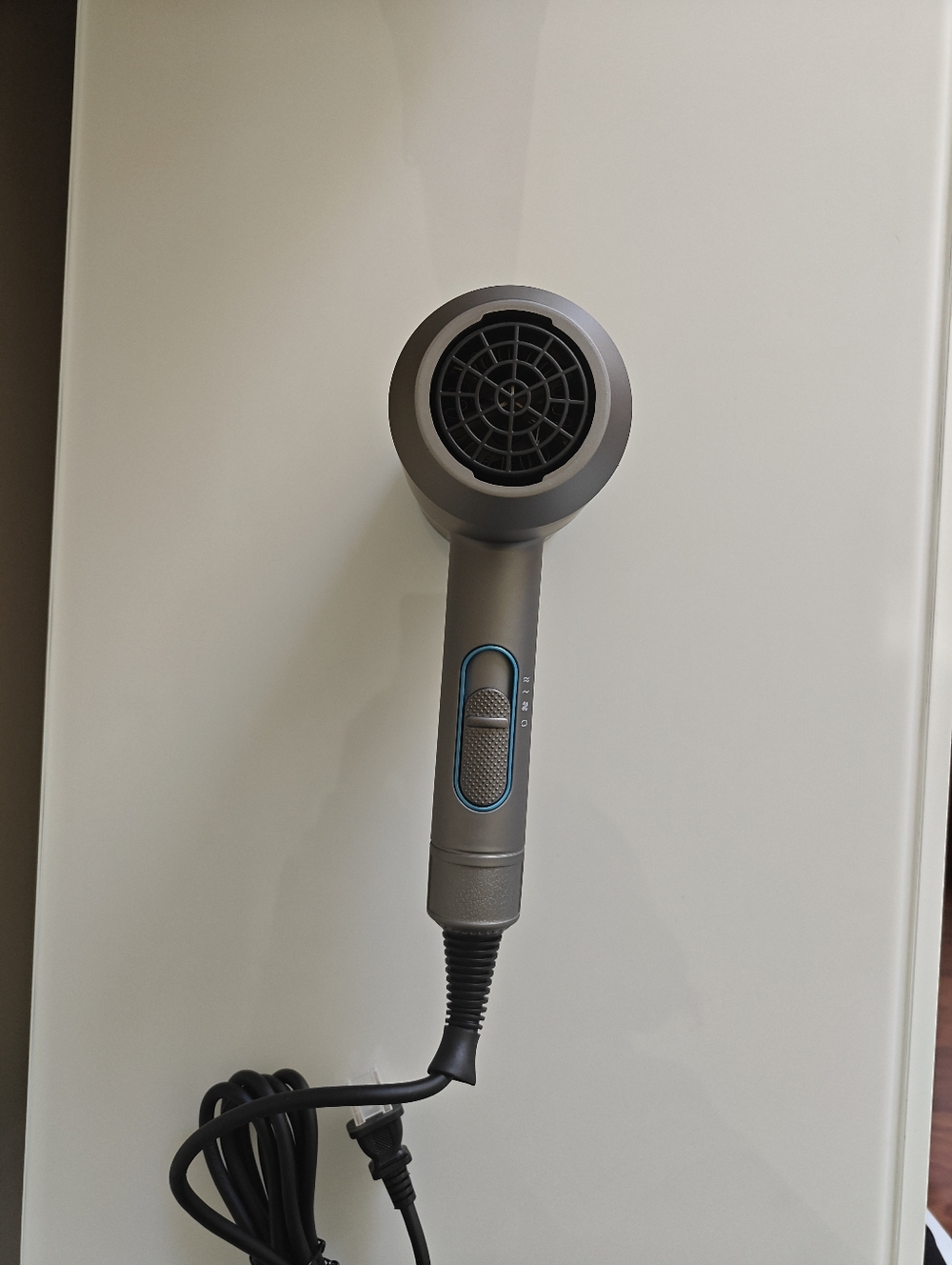 Bliss Bladeless Hair Dryer - Picture 4 of 4